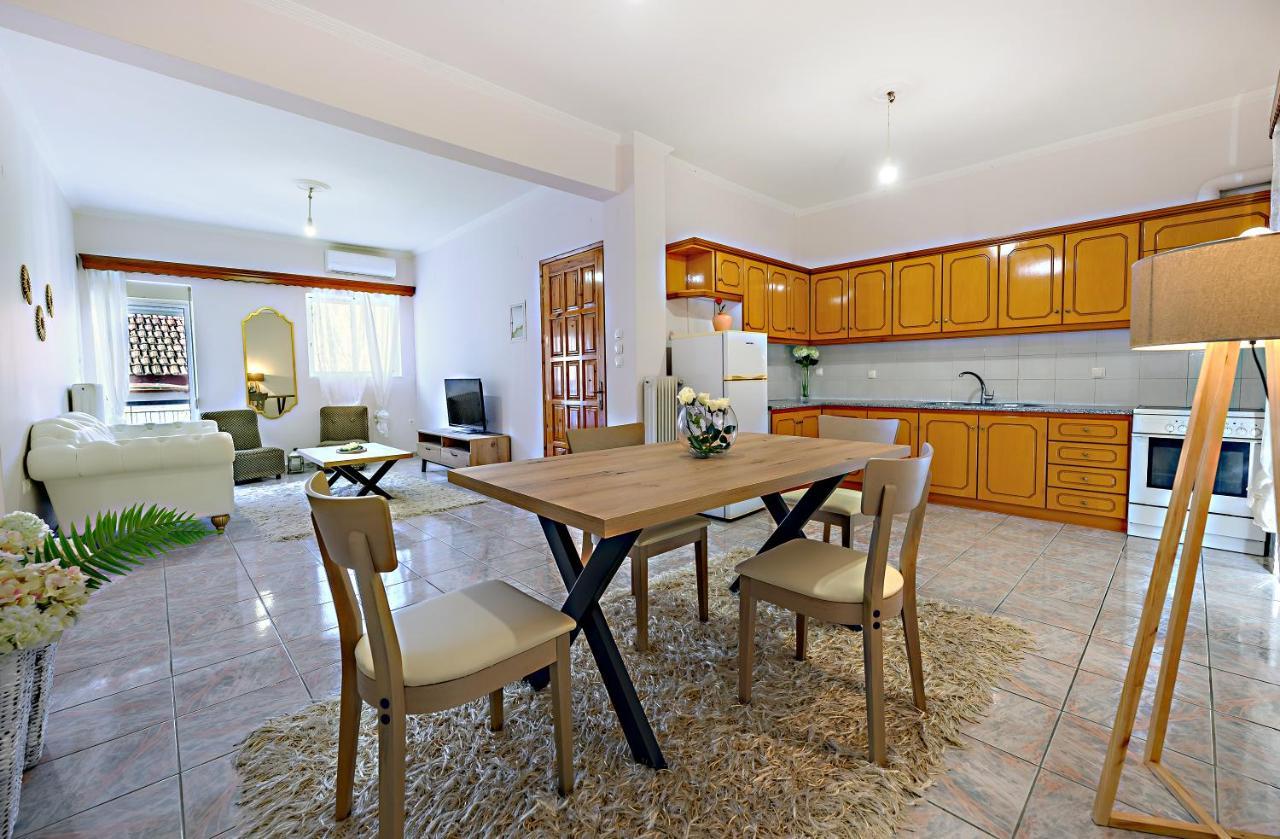 Flower Apartment Preveza Esterno foto