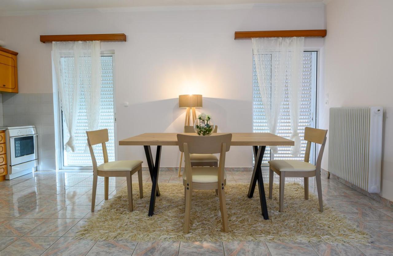Flower Apartment Preveza Esterno foto