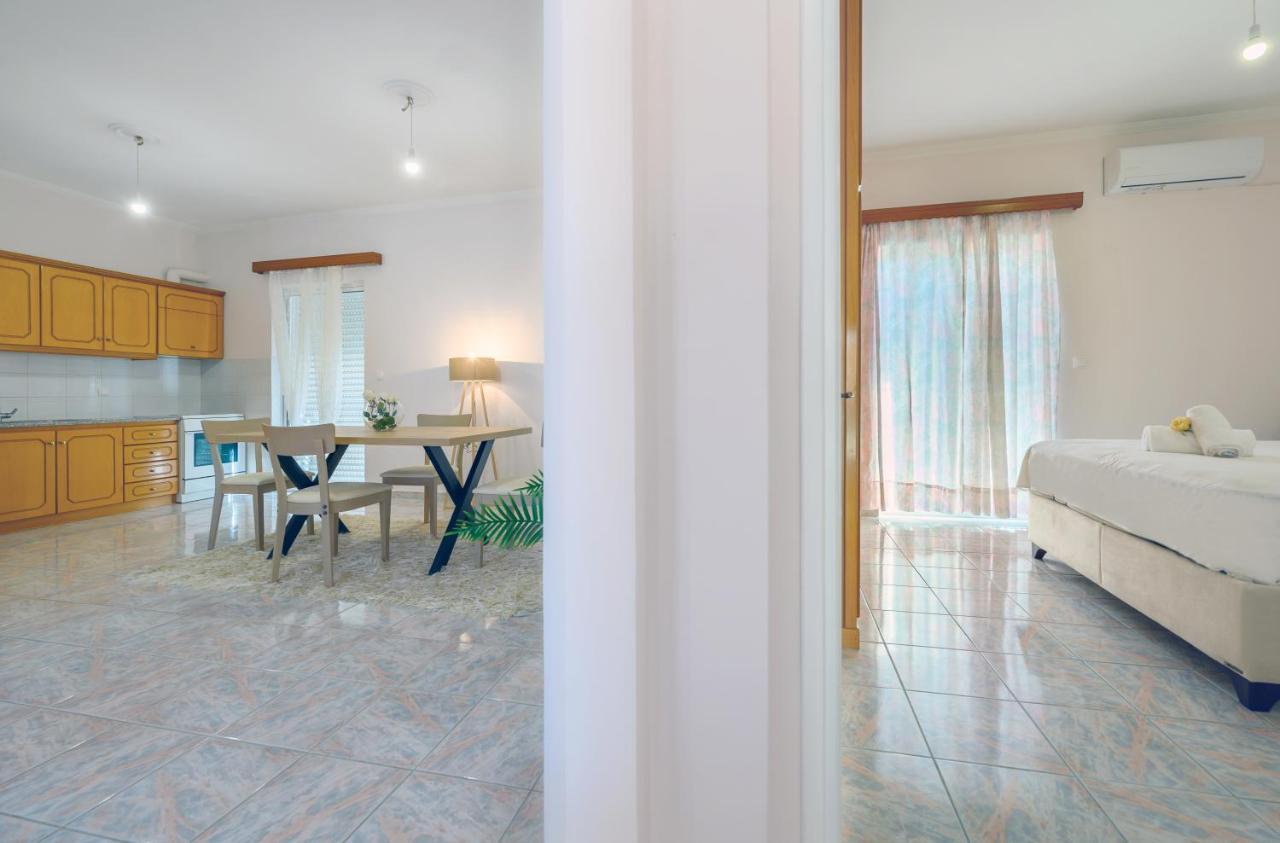 Flower Apartment Preveza Esterno foto